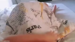 em gái vú bự áo ren trắng bj