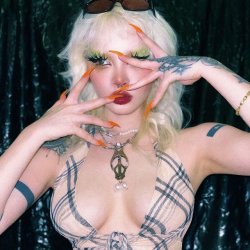 Chinese Bondage Baddie