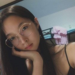 My Chinese girlfriend is a Crawling dog