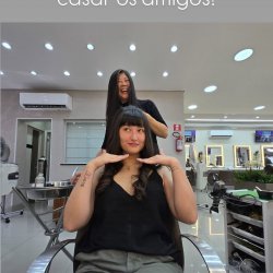 Thais tá querendo tanta atenção de macho tá muito carente