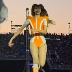 Asian Celebrity Thot Lisa Blackpink Thai Slut JOI KPop + Tyla