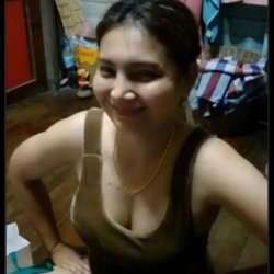 Pretty Thai Wife Good in Blowjob